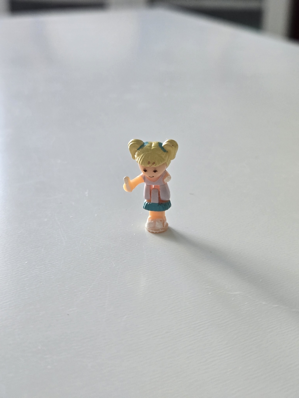 1992 Polly Pocket Stampin School Doll TINA